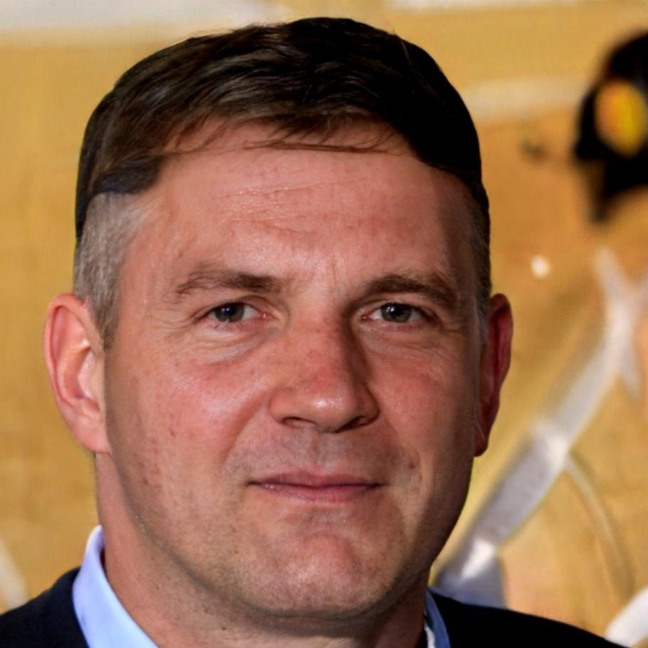 Porträt Henrik Lundström